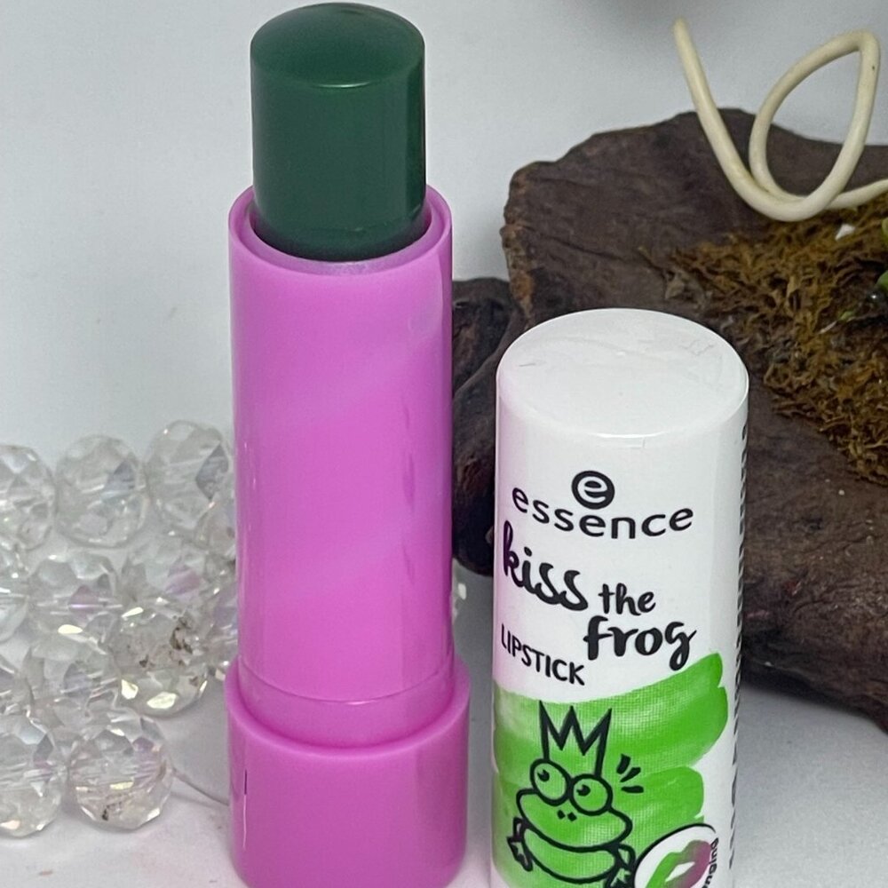Essence Kiss The Frog Lipstick - 01 Switch To Fairytale Princess- .16 oz - New - Picture 3 of 4